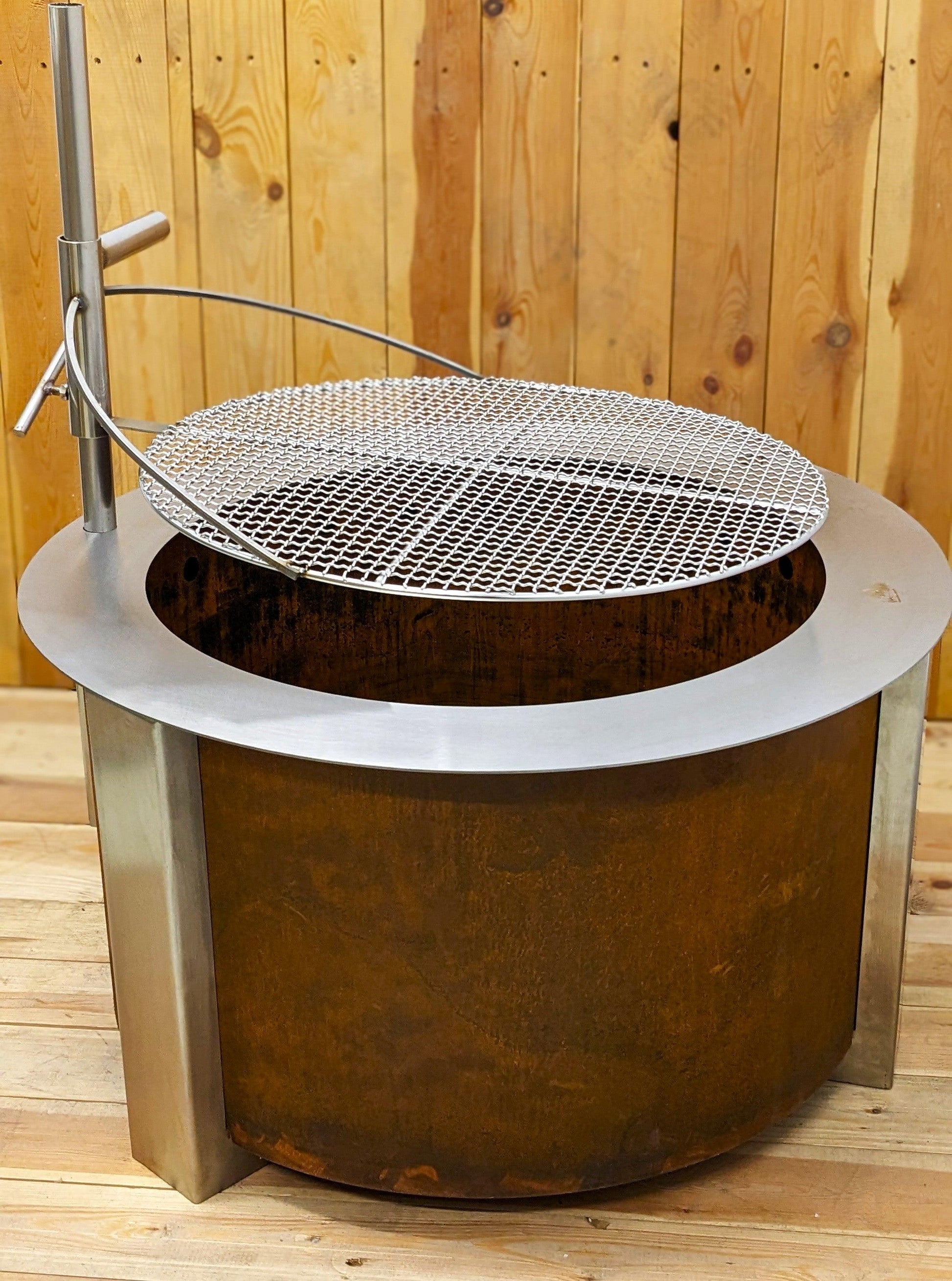 Backyard Pro Smokeless Fire Pit - Fire Maestro